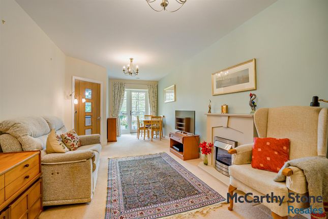 6 Lambrook Court, Gloucester Road, Larkhall, Bath photo 4