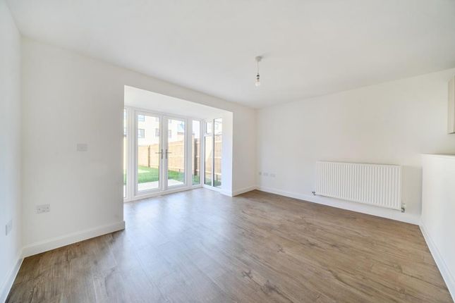 9 Beadles Place, Abbey Fields, Abingdon photo 3