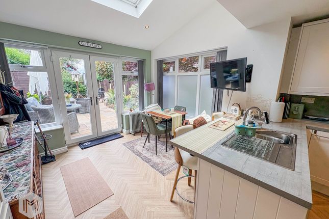 23 Lowfield Gardens, Warrington photo 3