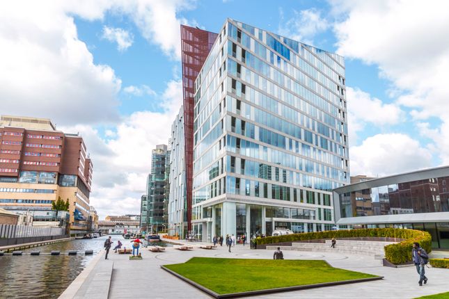 Office to let in Merchant Square, London