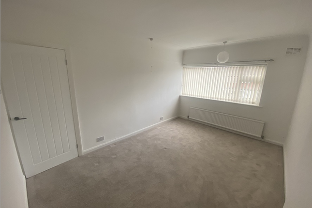 11, WIRRAL photo 5