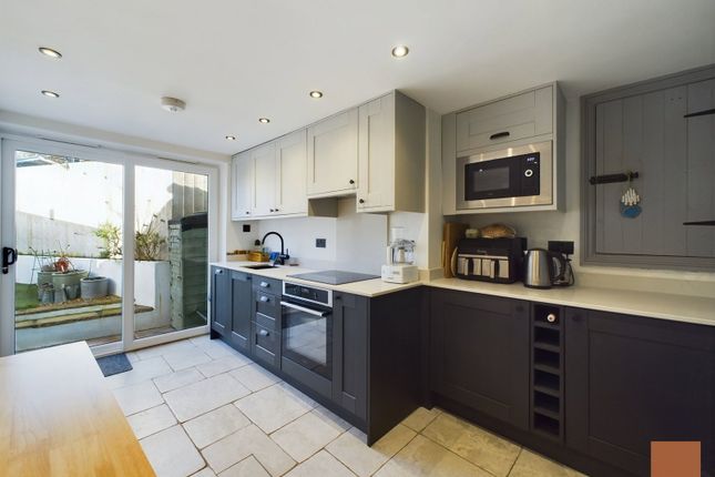 24 Vicarage Road, St Agnes, St. Agnes photo 3