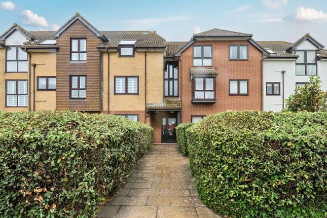 Flat 7 Marine Prospect, 78, Barton Court Avenue, New Milton photo 3