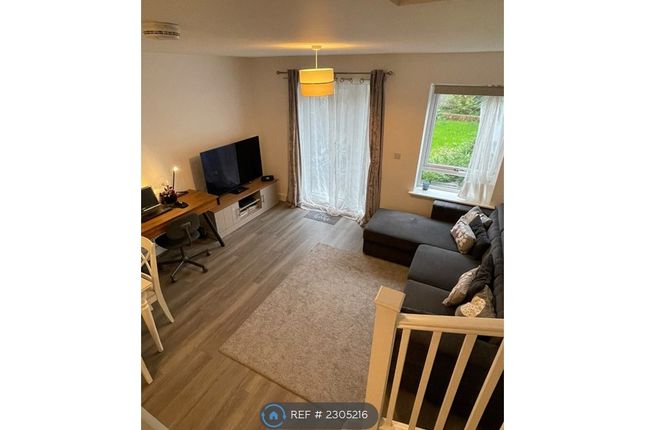 Upton Close, Southampton photo 2
