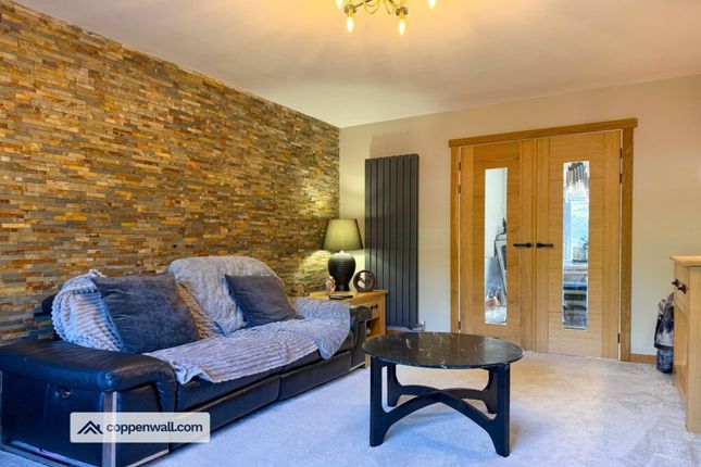 12, Philips Rd, Bacup photo 4