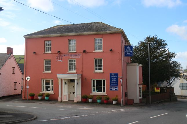 Thumbnail Pub/bar for sale in Brecon, Powys