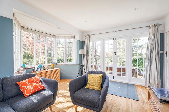 2, De Redvers Road, Lower Parkstone photo 4