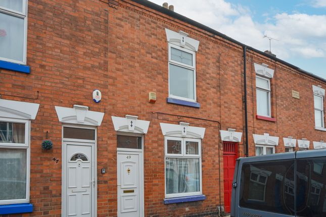 Thumbnail Terraced house to rent in Avenue Road Extension, Clarendon Park, Leicester