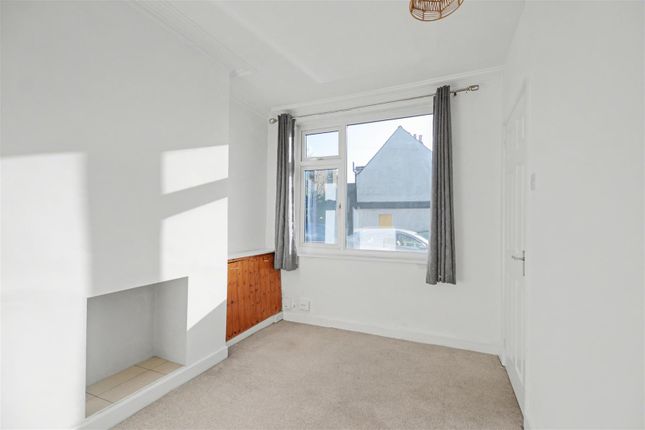 202, Little Hallam Lane, Derbyshire photo 3
