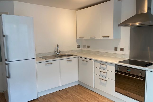 305, Marco Island, Nottingham photo 3
