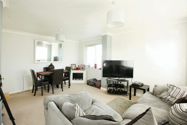 Flat for sale in Waldon Point, St. Lukes Road South, Torquay