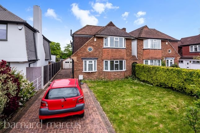 Thumbnail Detached house for sale in Blakes Avenue, New Malden