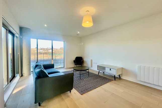 Flat for sale in Apartment 6, Bayley Place, Riverside Park, Ashford