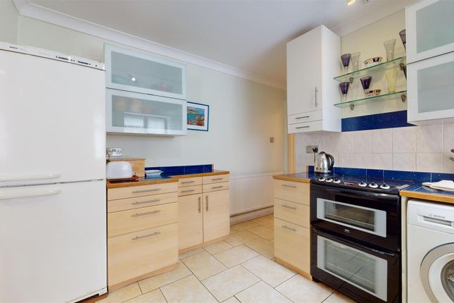Flat 5, Arcade Terrace, Swanage photo 3