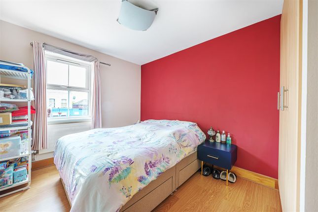 36, Kew Court, Kingston upon Thames photo 4