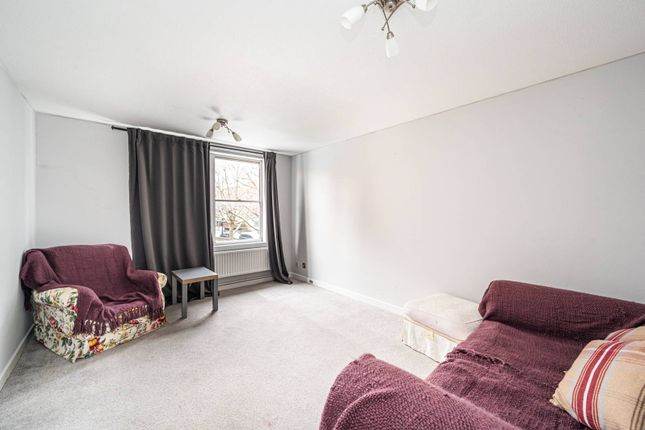 Thumbnail Flat for sale in Parkhurst Road, Holloway, London