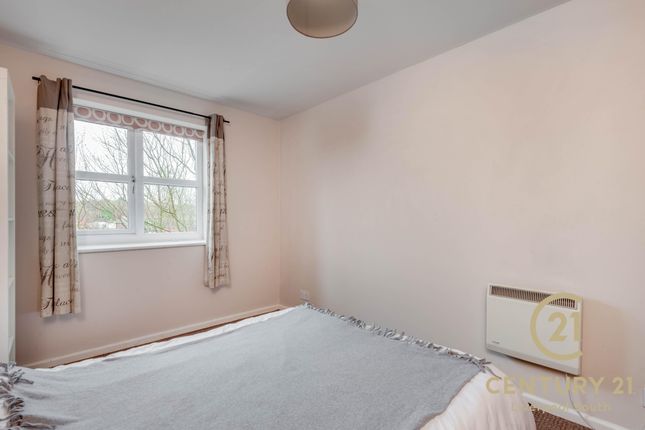 Flat to rent in The Anchorage, Liverpool