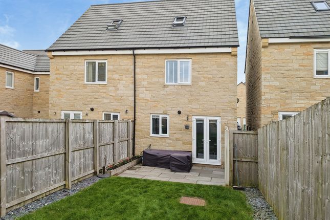 23, Boshaw Mews, Holmfirth photo 4