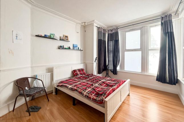 1, Portland Avenue, Southend-On-Sea photo 5