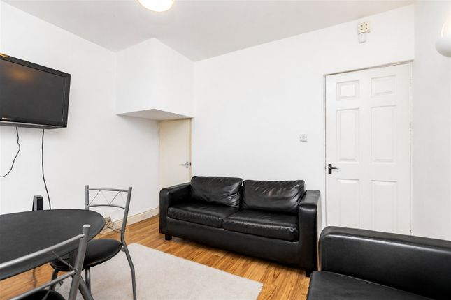4-bed house on DAWLISH ROAD, BIRMINGHAM, £520/mo