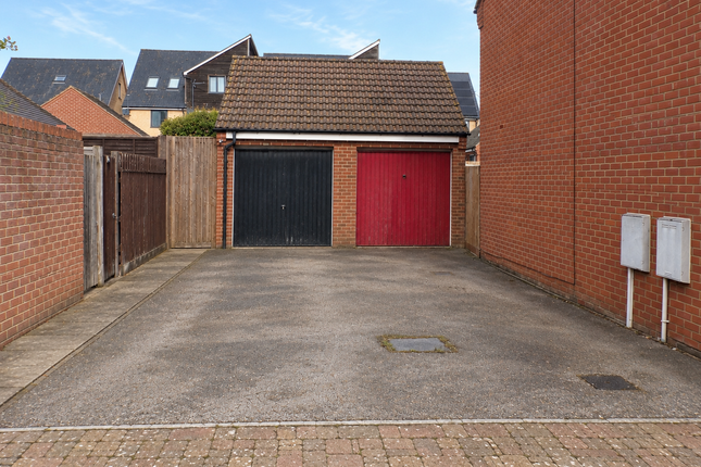 44, Winchcombe Meadows, Oakridge Park, Milton Keynes photo 4