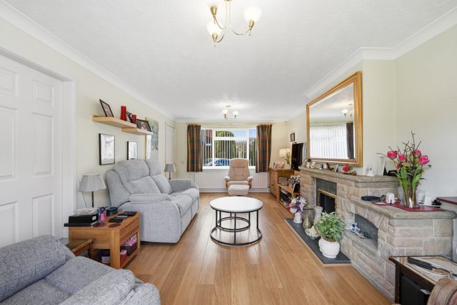 10, Newton Drive, Nottingham photo 4