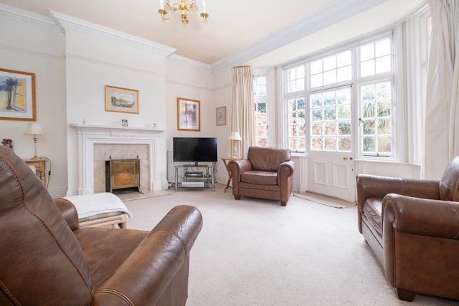 10, Surbiton Road, Kingston Upon Thames photo 2