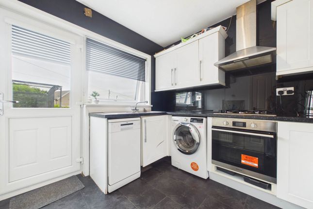 36, Rederech Crescent, Hamilton photo 2