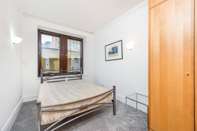 2 Bed Flat For In Whitehouse Apartments Belvedere Road 24 Of Whitehouse Apartments Belvedere Road Waterloo London Se1