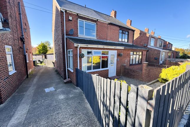10, Mazine Terrace, Durham photo 2