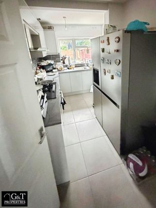 10 Grange Road, Stourbridge photo 3