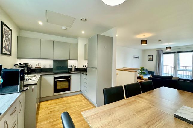 Flat for sale in Willoughby Way, Plymouth