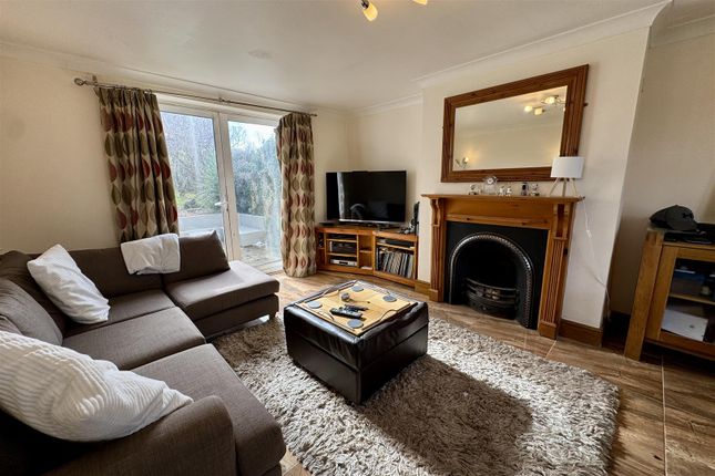 1 Roke Lane Cottages, Roke Lane, Witley photo 2
