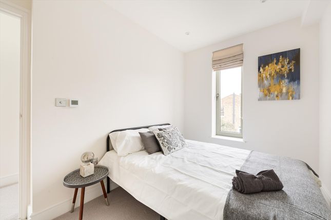 End terrace house for sale in Krupa Mews, Limehouse, London