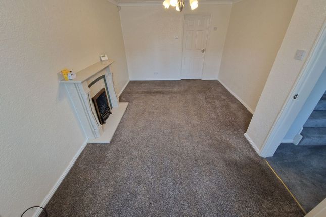 37, Riverside Road, Radcliffe, Manchester photo 2