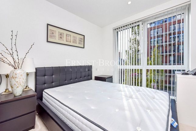 Flat for sale in Warehouse Court, No 1 Street, Woolwich