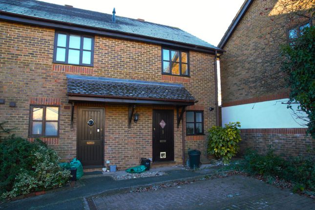 End terrace house to rent in Coleridge Close, Twyford, Reading