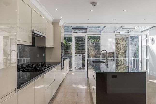 27, St. Mary Abbots Terrace, London photo 2