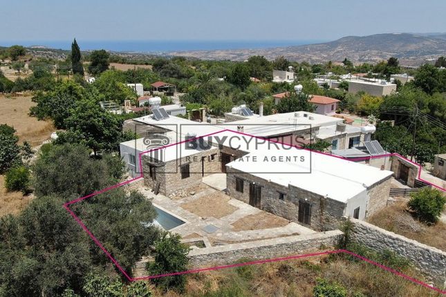 Thumbnail Bungalow for sale in Pano Akourdaleia, Paphos, Cyprus