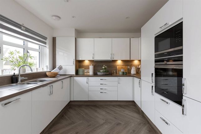 11 Ramslack Street, Balerno Edinburgh photo 4