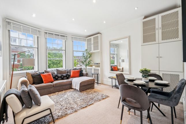 2-bed flat on Flat 70B,, Kensington Mansions, London, £600,000