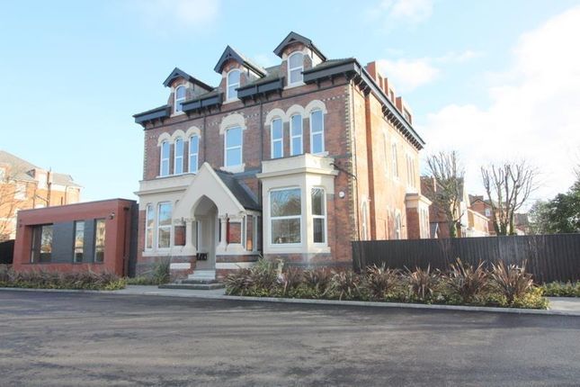 Flat to rent in Lansdowne House, 2 Blundellsands Road East, Liverpool