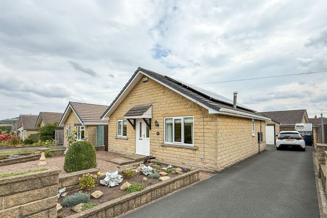 2-bed house on 19, Falconers Ride, Huddersfield, £370,000