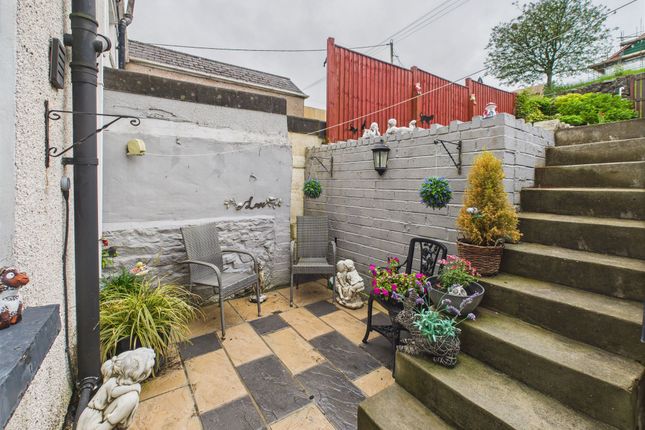 33 Drysiog Street, Ebbw Vale photo 4
