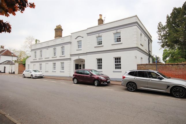 Thumbnail Flat for sale in High Street, Silsoe, Bedford