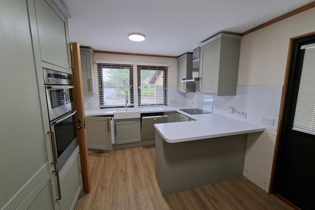 22, Svenskaby, Peterborough photo 5