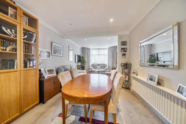 Bromefield, Stanmore photo 4
