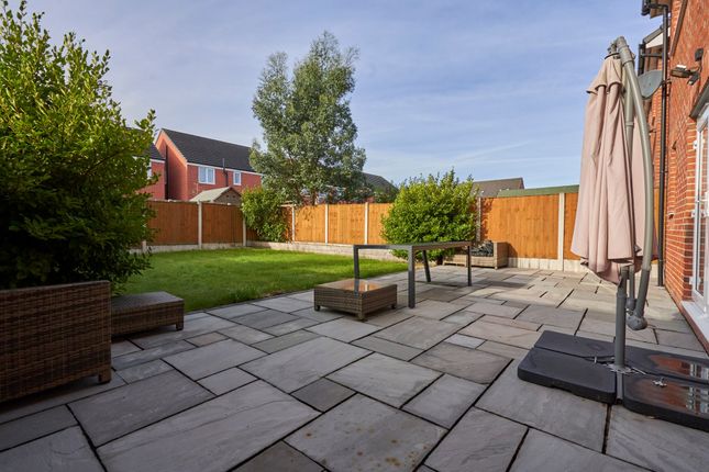 24 Beverley Way, Newton-Le-Willows photo 4