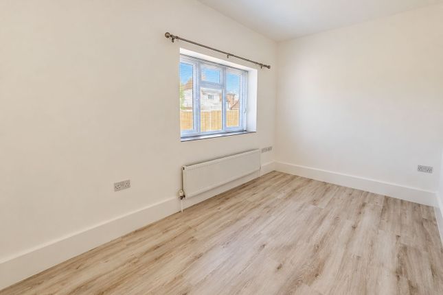 Gable Mews, Rusham Road, Egham photo 4