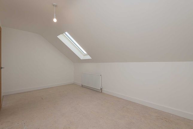 Detached house to rent in Valley Rd, Dewsbury